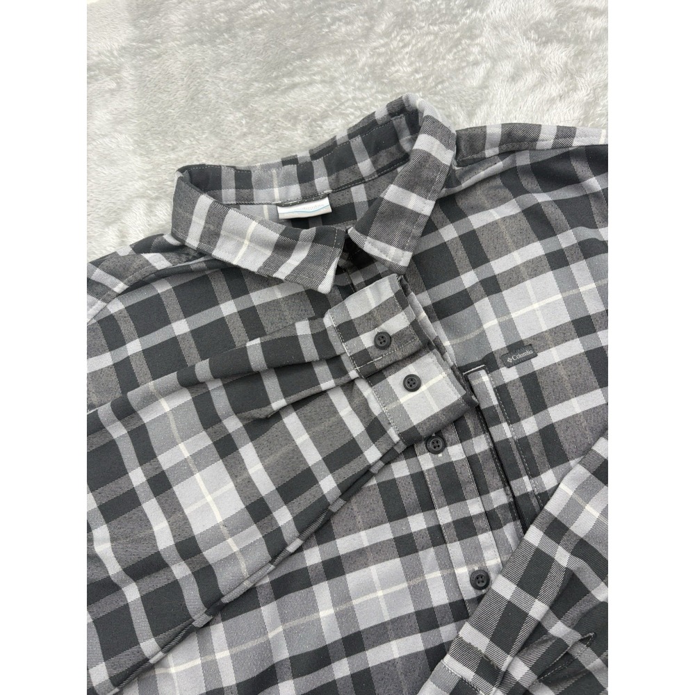 Columbia Men's Outdoor Elements II Flannel Size XL Checkered Grey Black Plaid